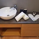 Deluxe & 